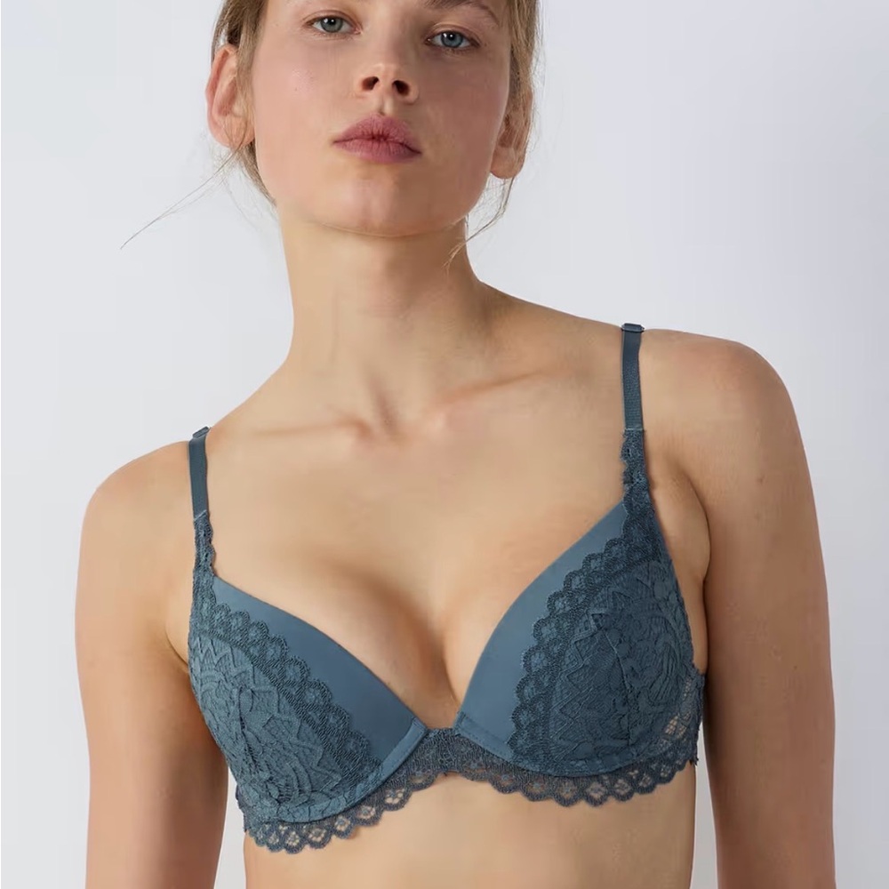Etam no 2. The plunge push up bra
